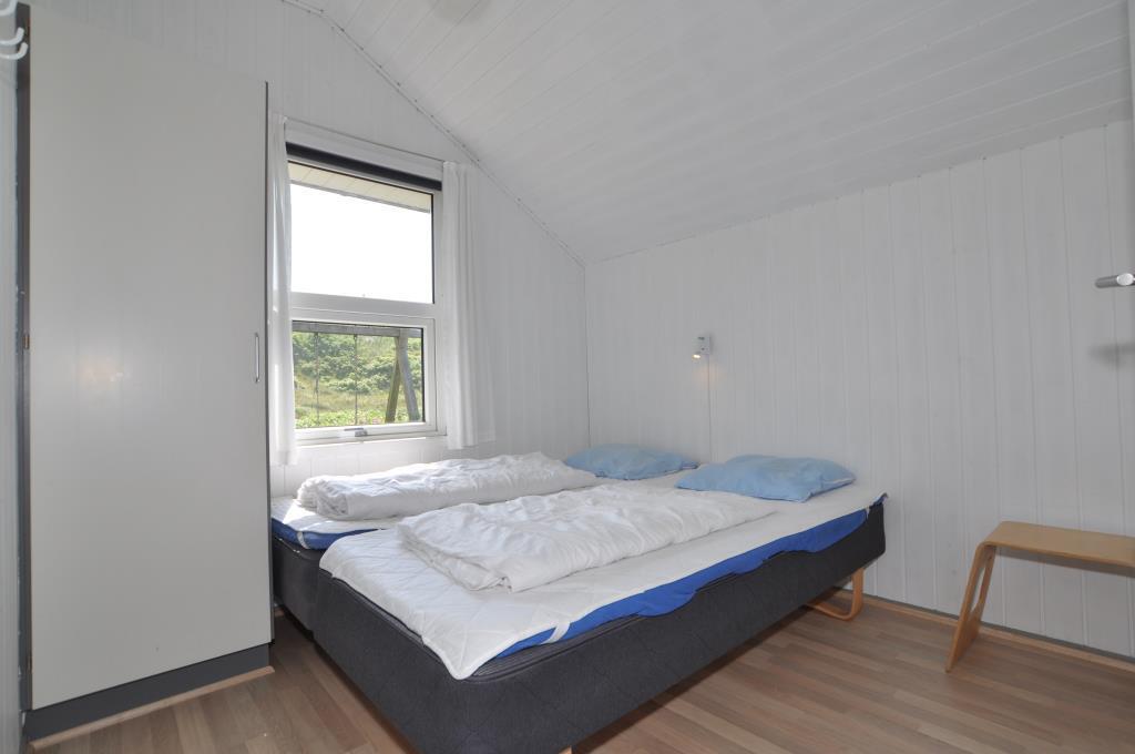 6 Person Holiday Home In Henne Henne Strand Room photo