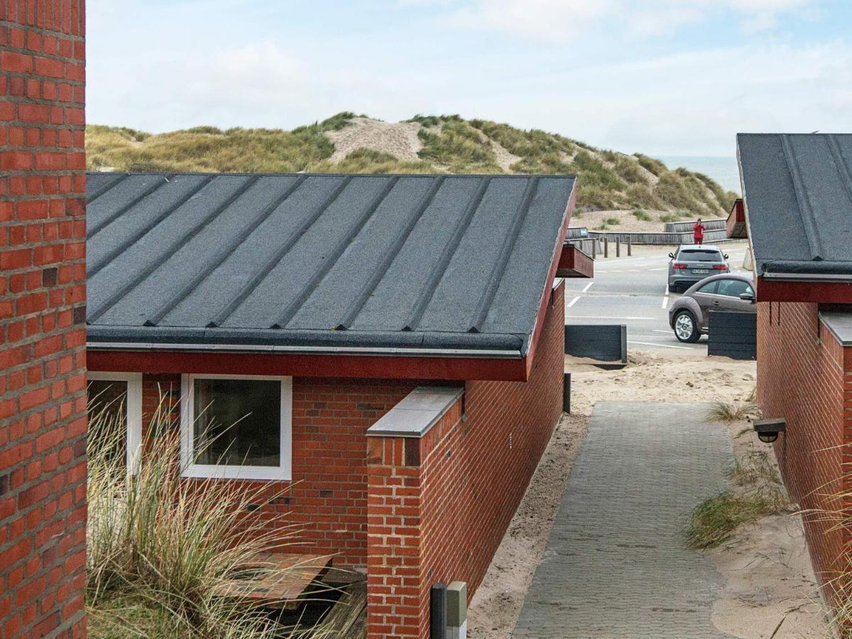 6 Person Holiday Home In Henne Henne Strand Exterior photo